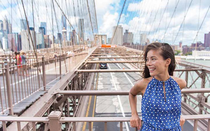 Woman-On-Brooklyn-Bridge-Big-Bus-Tours-New-York-Dec-20161.jpg