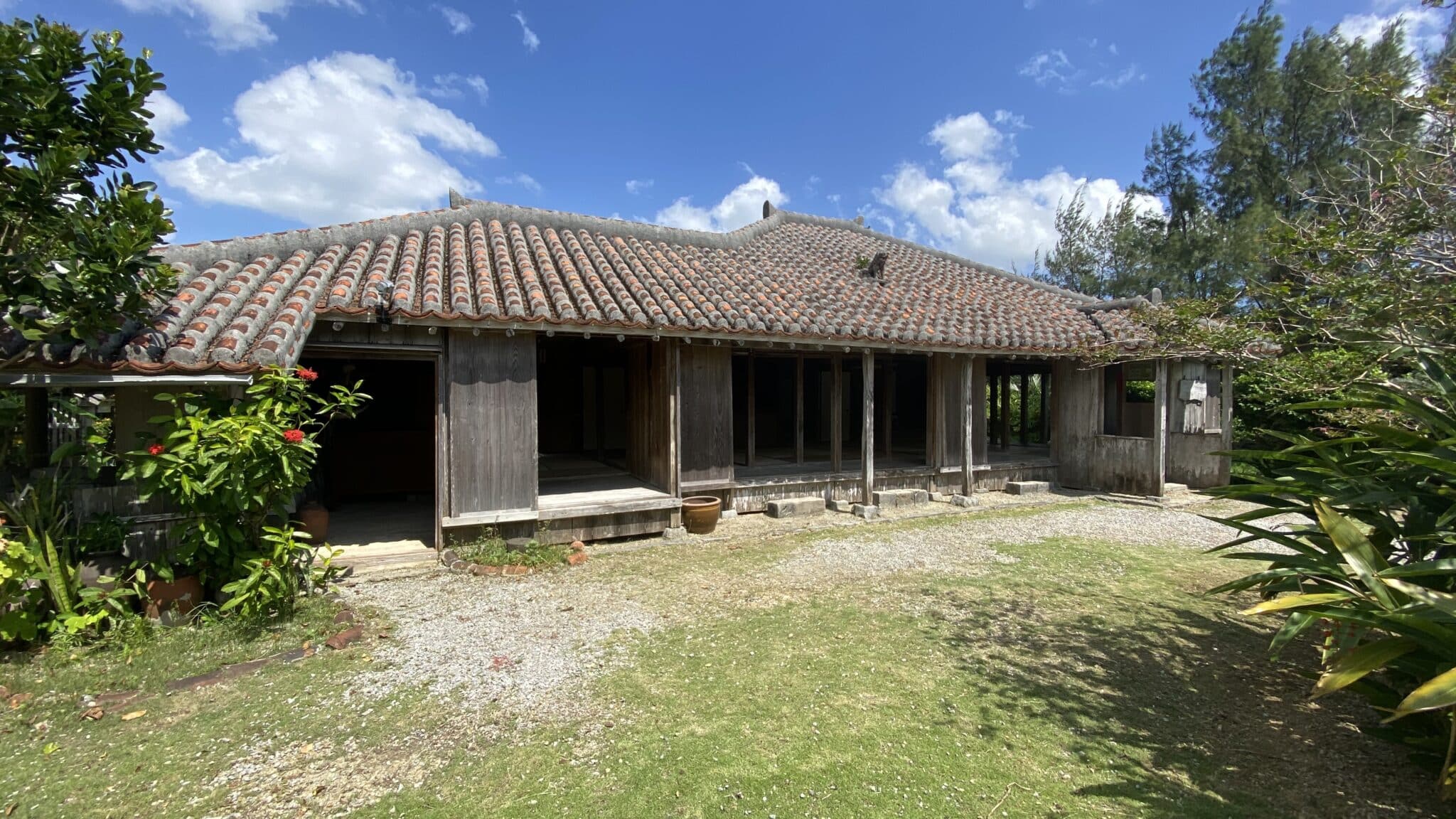 石垣島の魂に触れる!石垣やいま村で八重山の伝統文化に浸る